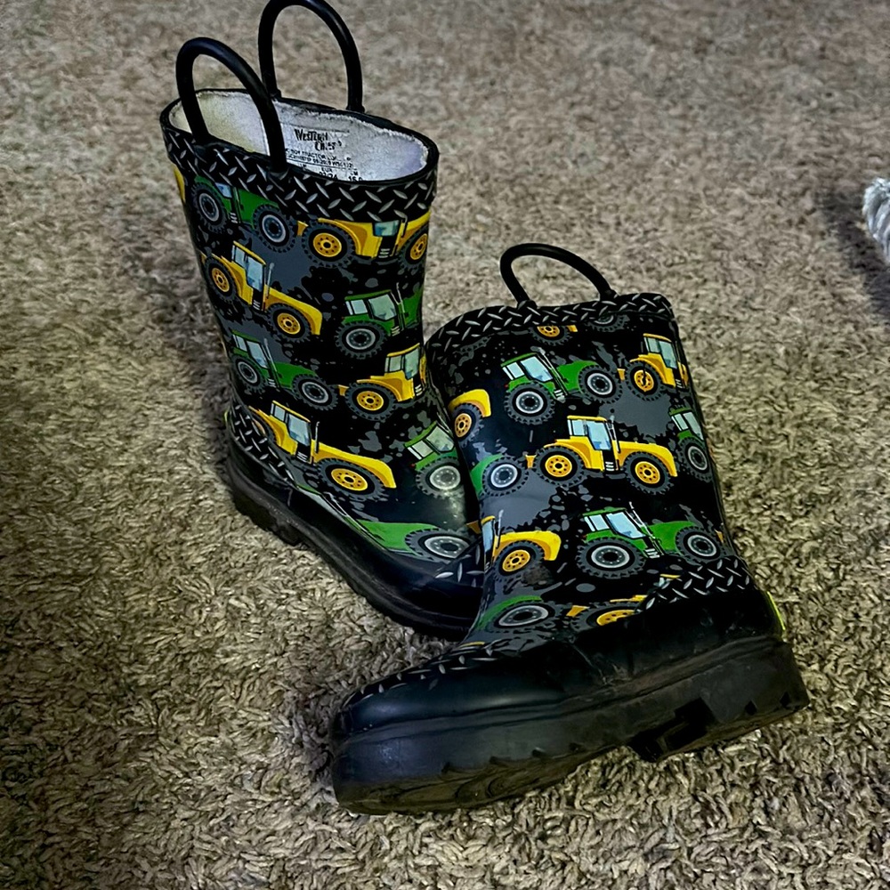 Toddler boys puddle boots